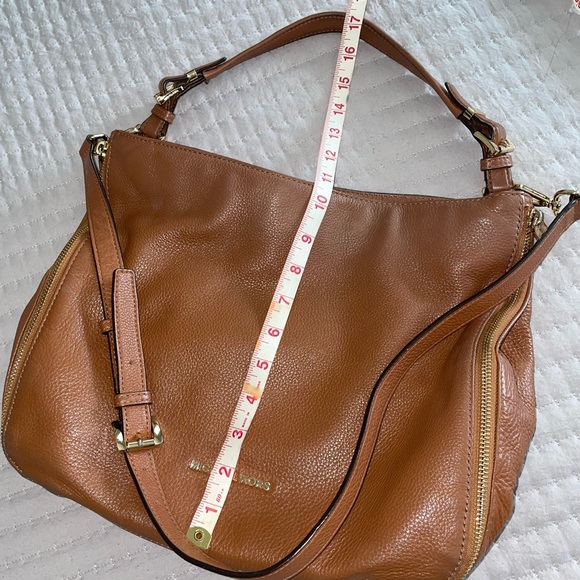 Michael Kors leather shoulder bag - Picture 3 of 8